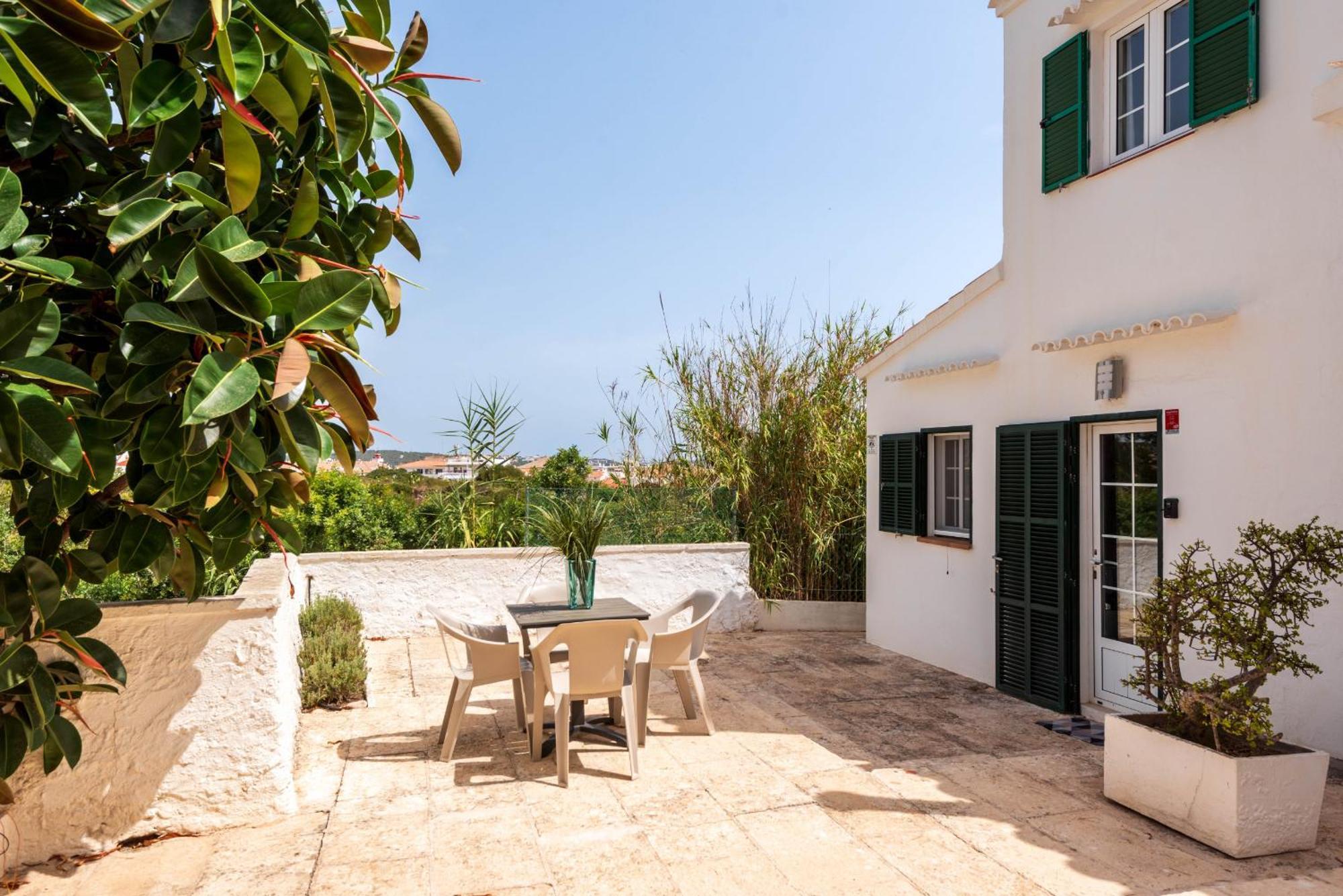 Hort D'Es Milord - Es Castell Villa Es Castell  Buitenkant foto